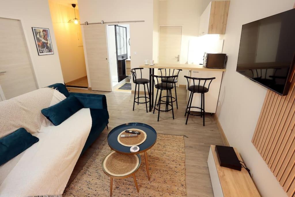 Chez Juliette, Proche Place Nationale Avec Parking Montauban Eksteriør billede